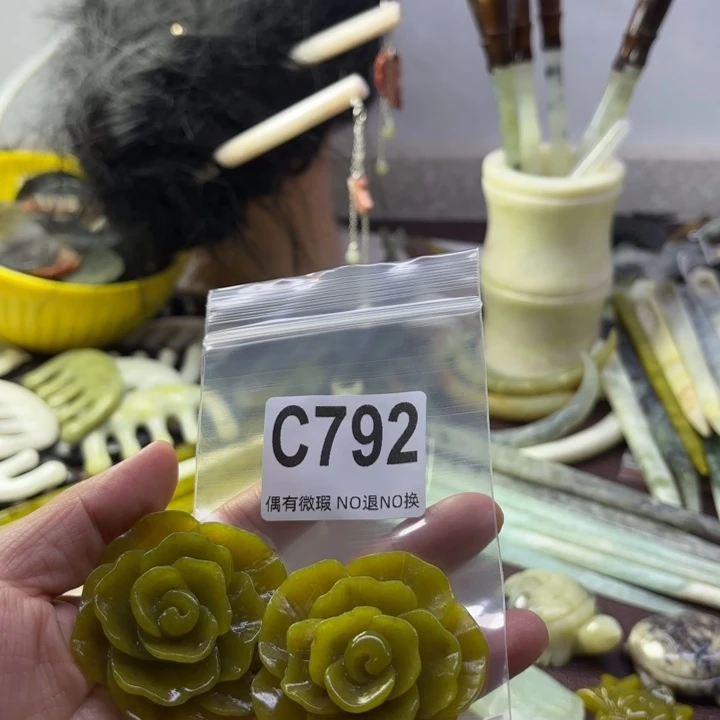 蛇纹石玉发饰合金h****6