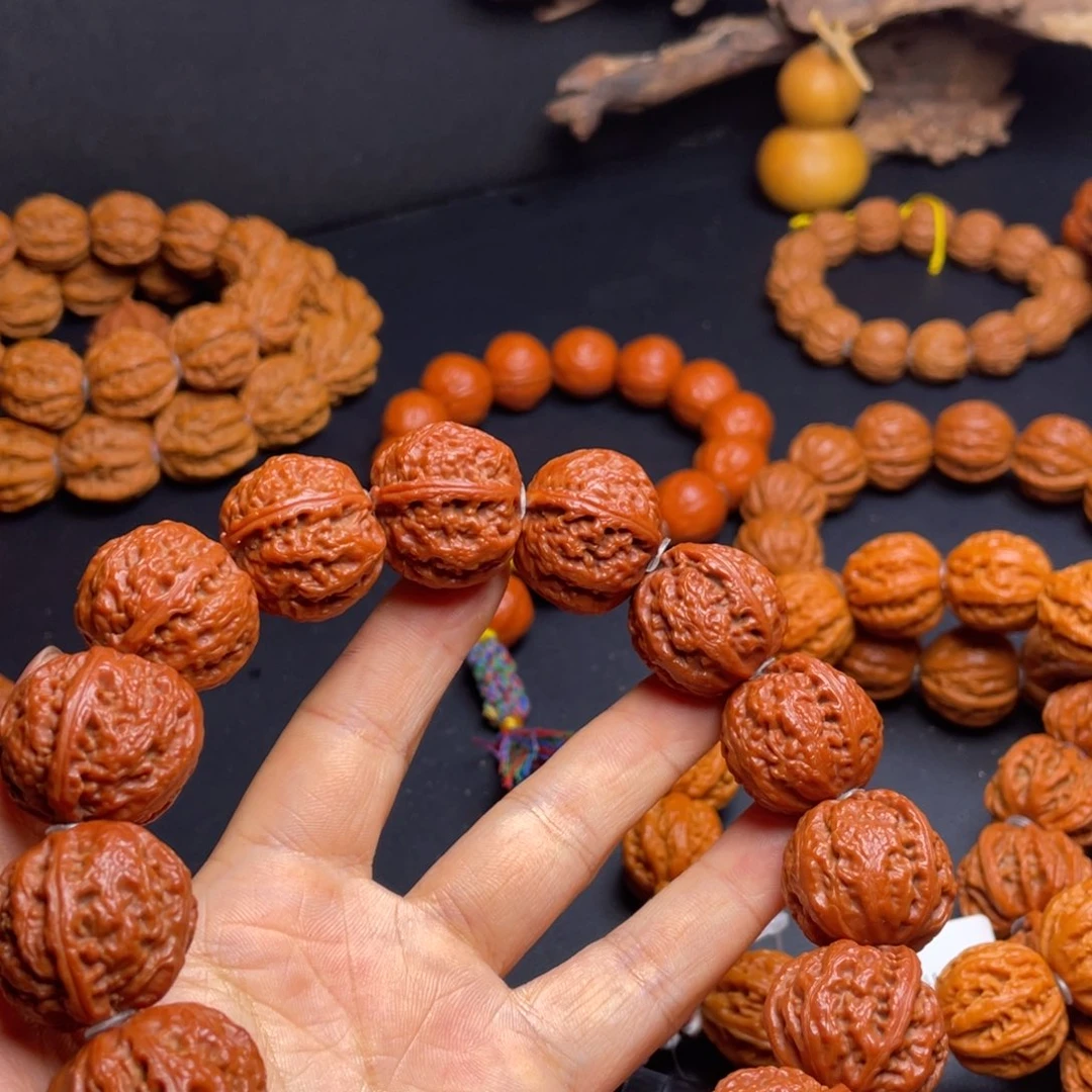 文玩核桃吊坠留秋子