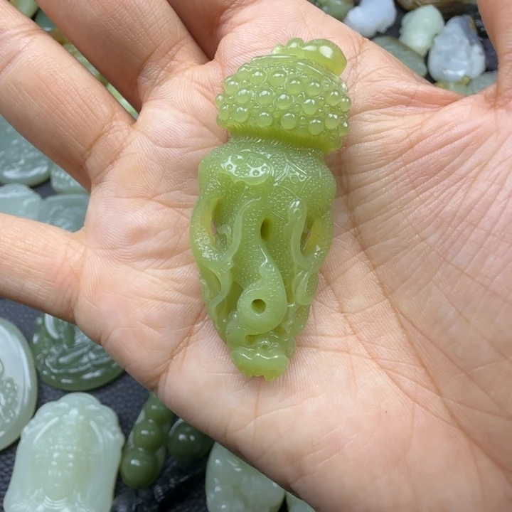 和田玉未镶嵌珠宝奇石