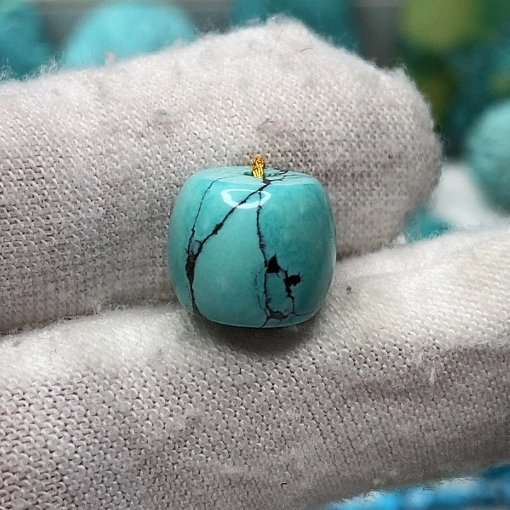 未镶嵌绿松石天然原矿 带武汉地大证书