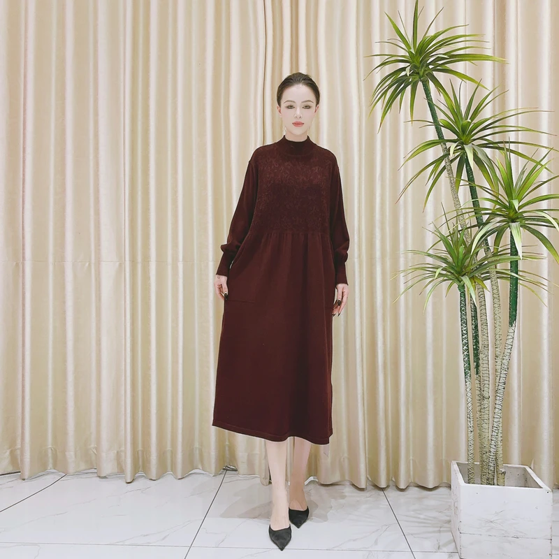 9784波尔多红立体设计款羊毛气质秋冬长款轻奢针织连衣裙时尚复古