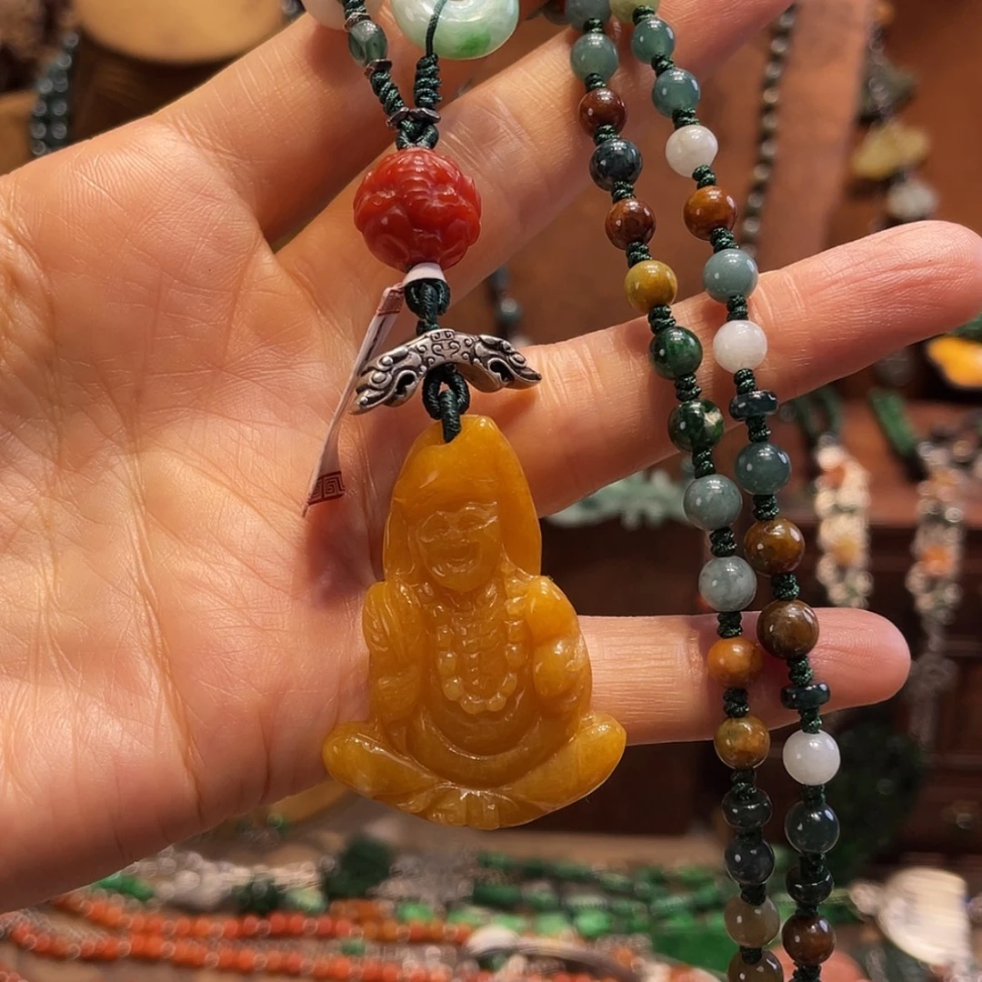 【闪购商品】吊坠(赠链)未镶嵌翡翠