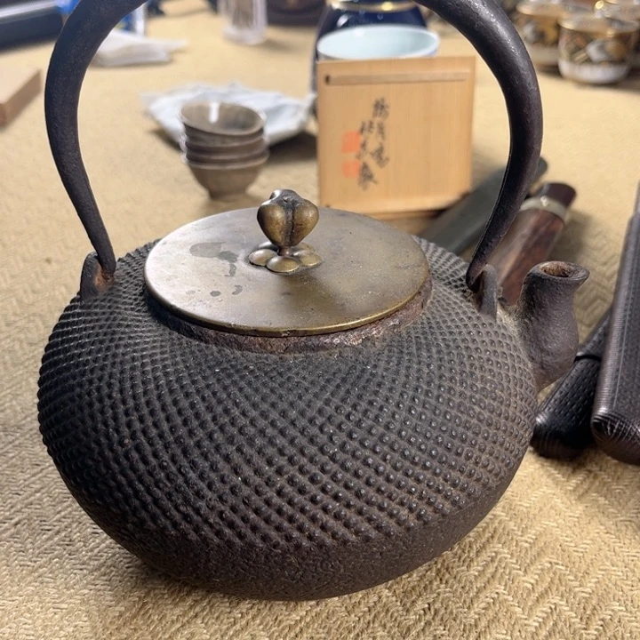 瓷片老板你好在干什么吗今天