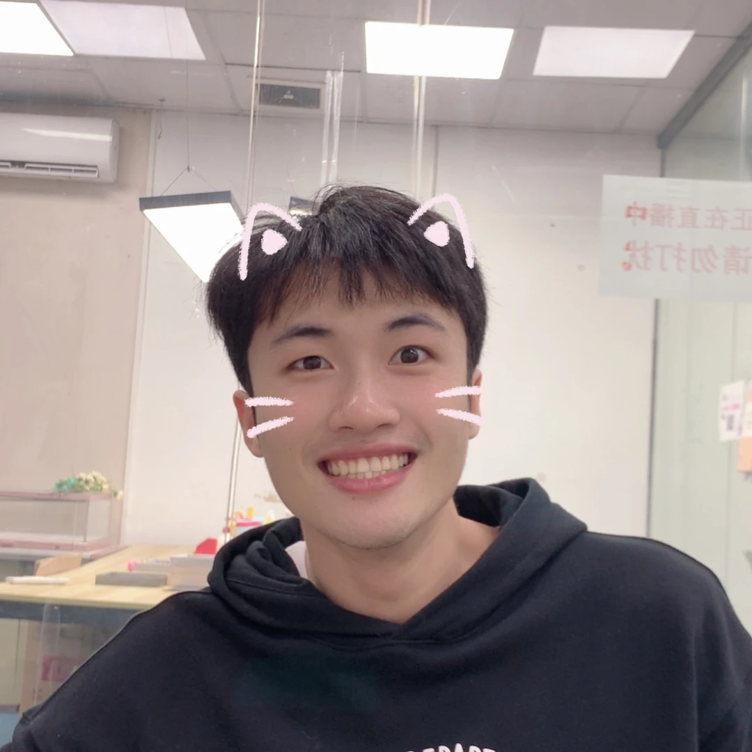 颈饰18K金镶嵌翡翠男大学生