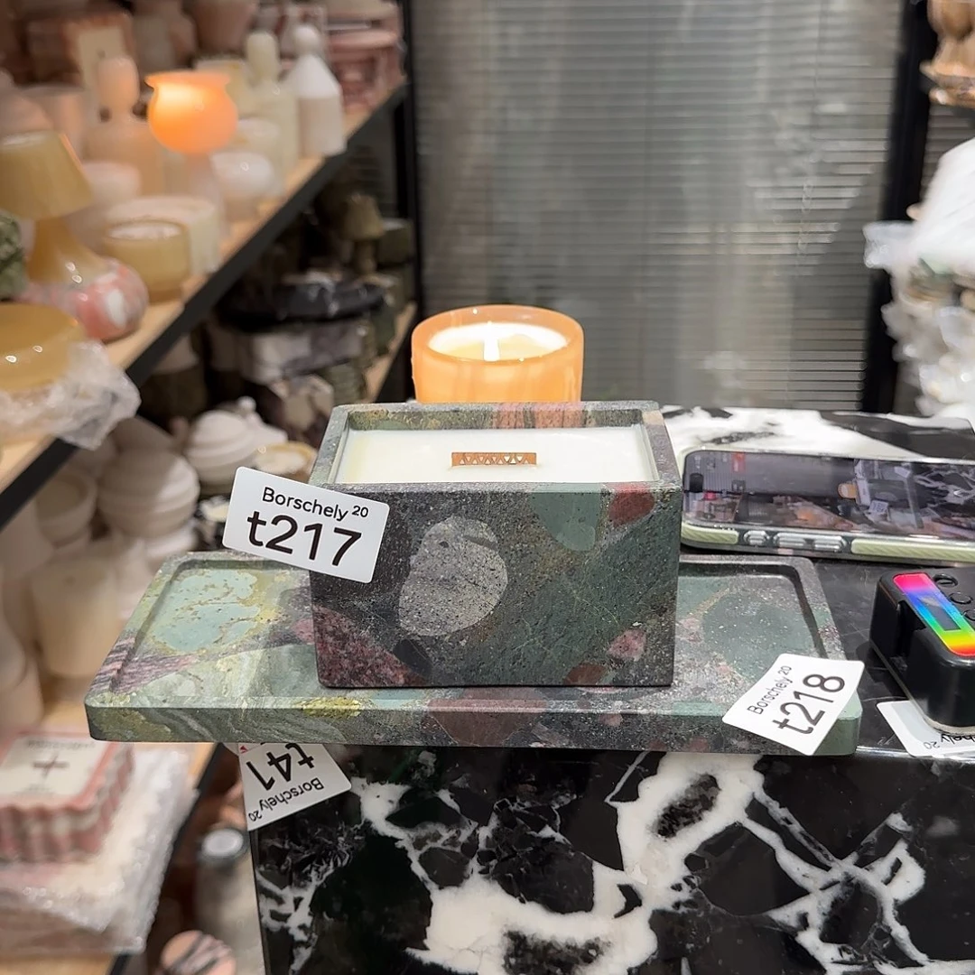 t217。 t218。 爱。