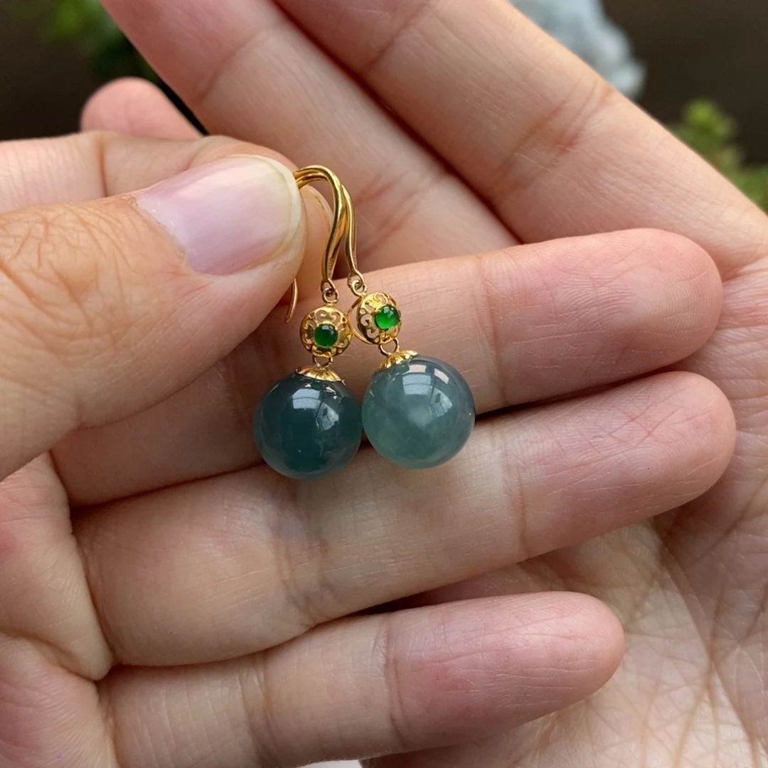 翡翠耳饰未镶嵌天然