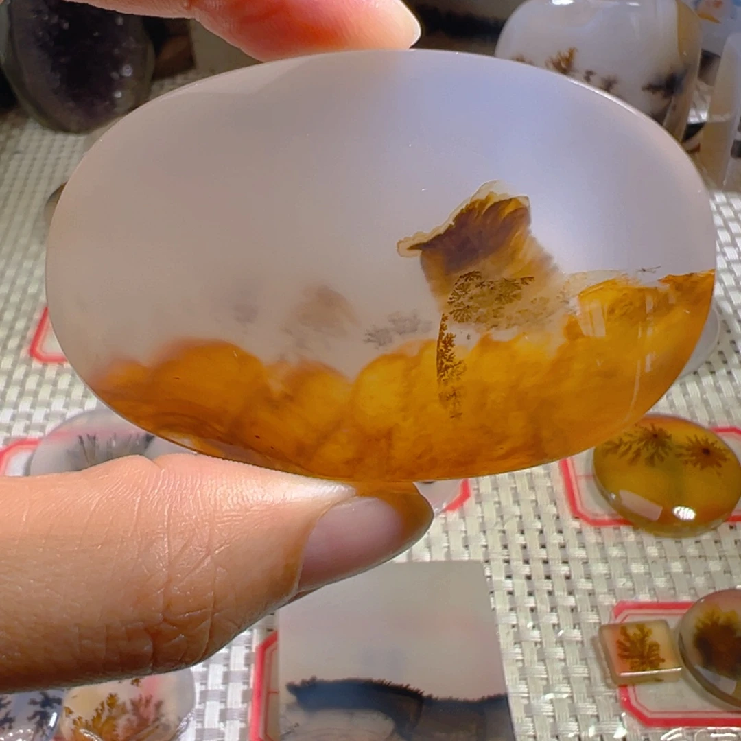 未镶嵌颈饰玛瑙/玉髓