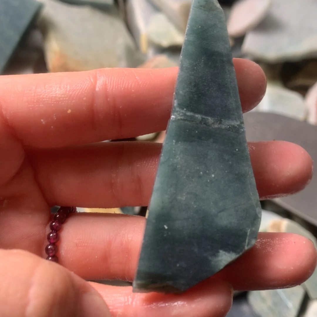 翡翠颈饰未镶嵌缅甸翡翠