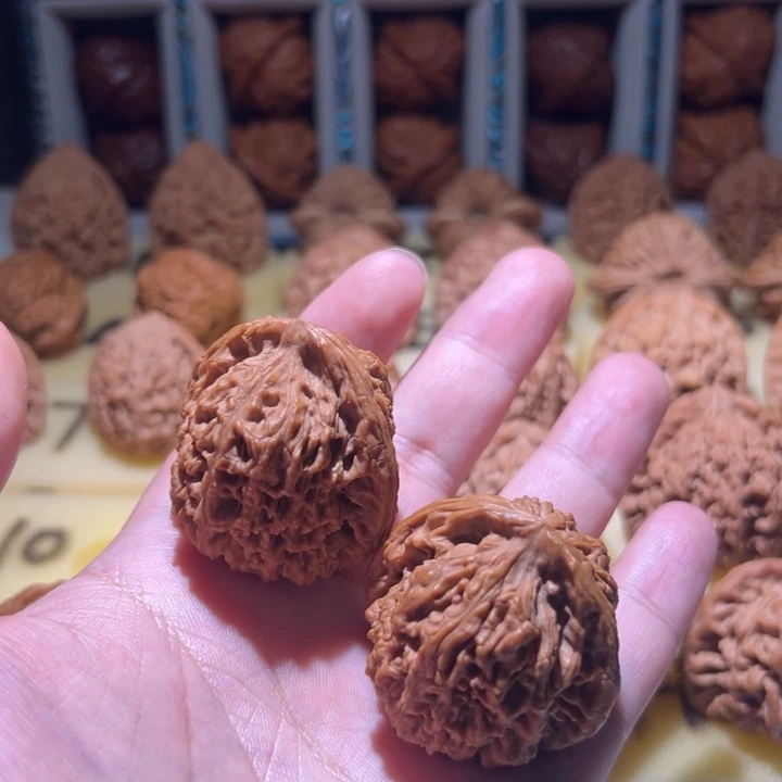 秋****吊坠文玩核桃三角南疆41