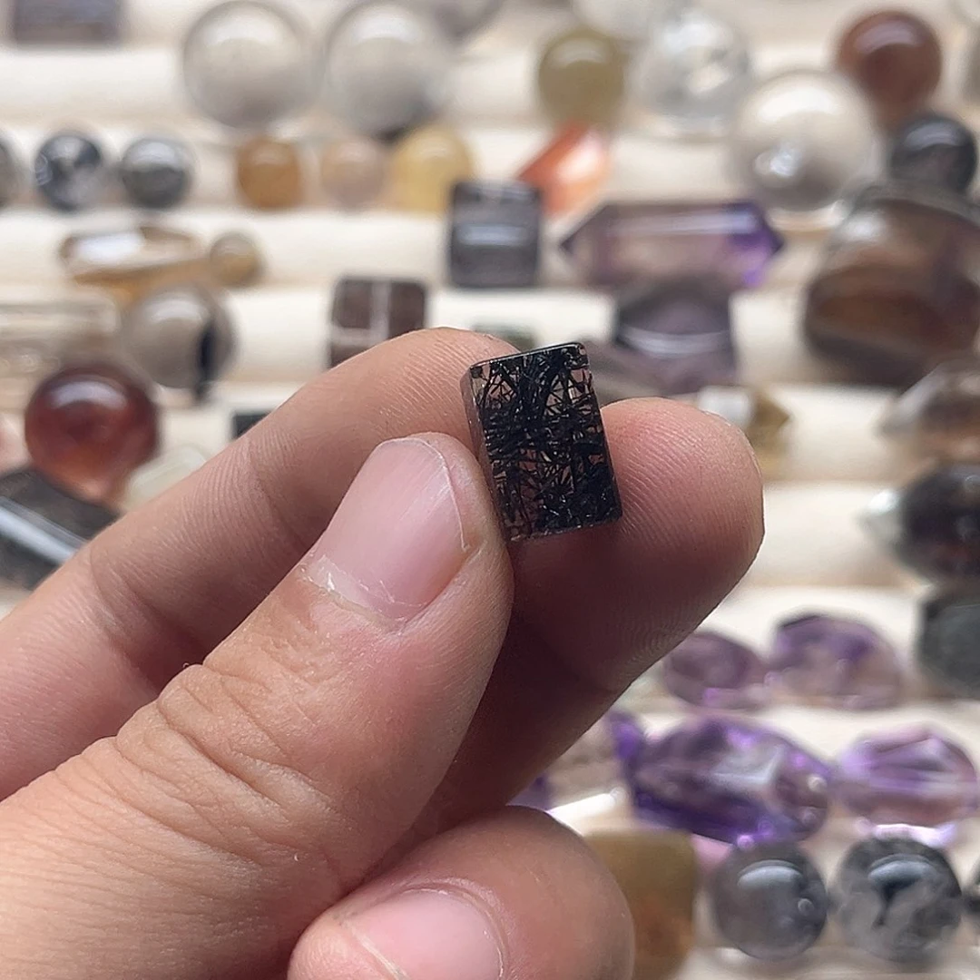 水晶无未镶嵌当****?水晶3332