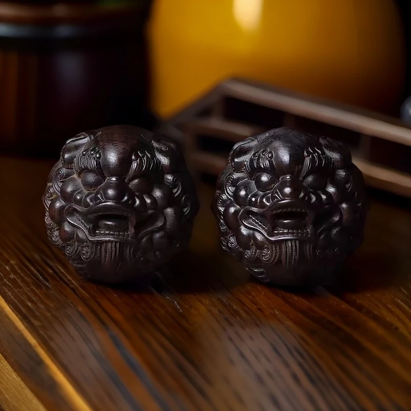 印尼香木木雕手球实心健身球把玩木雕貔貅手转球