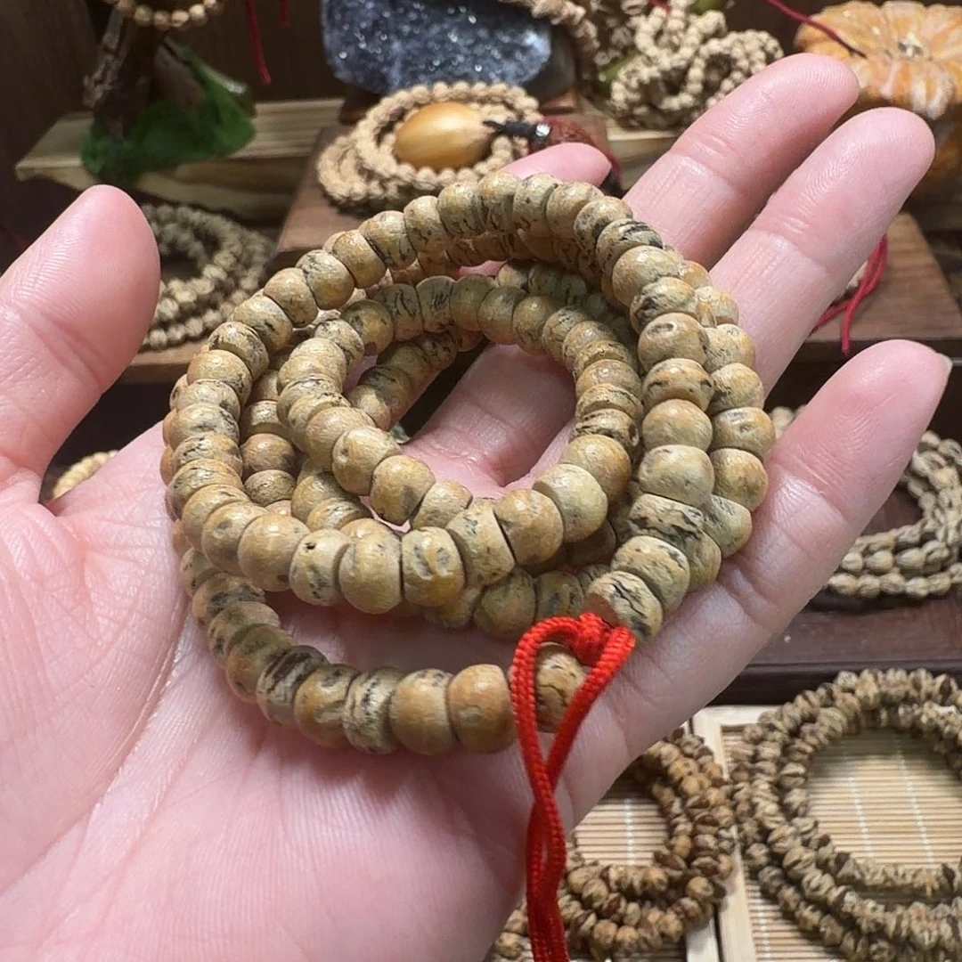 于***哥吊坠柏香籽/百香籽