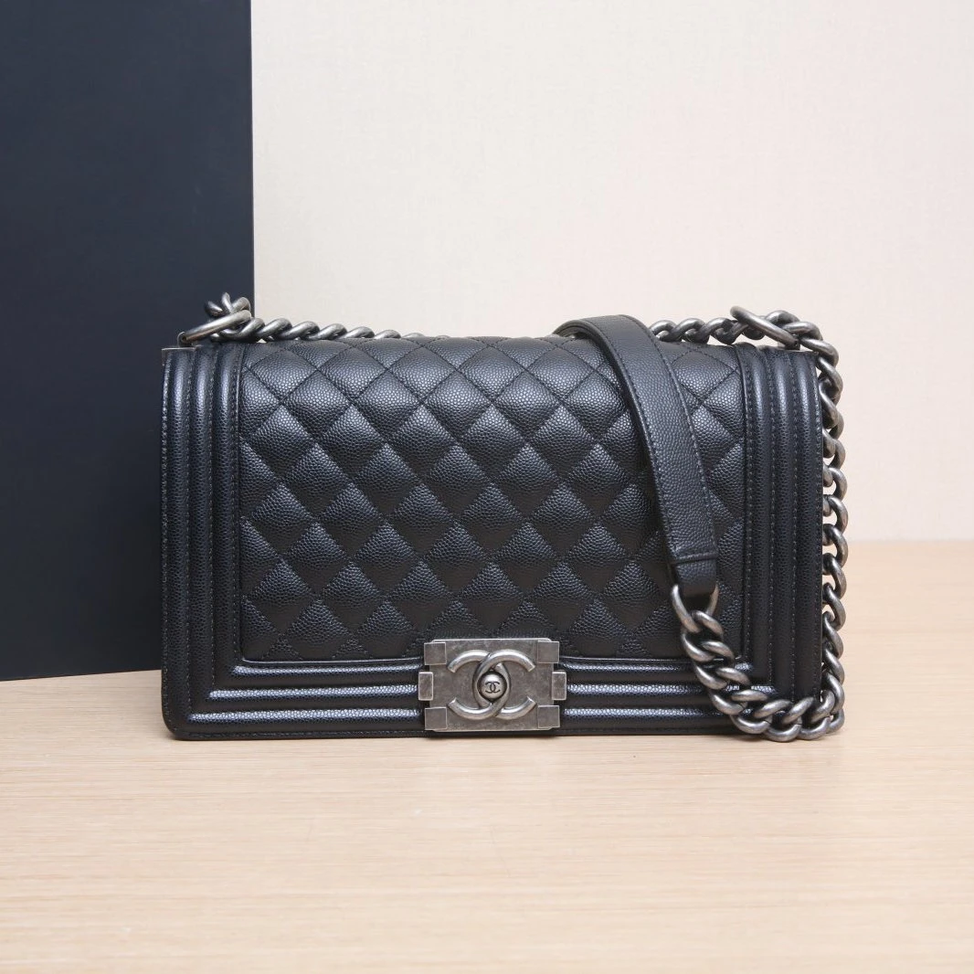 99新 Chanel/香奈儿 【66活动】Leboy 中号 黑色 皮革C 芯片开