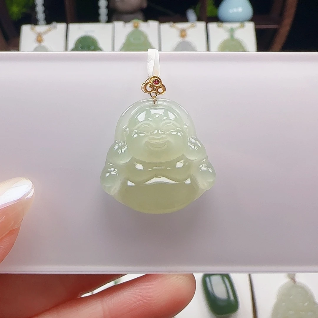 和田玉18K金镶嵌颈饰