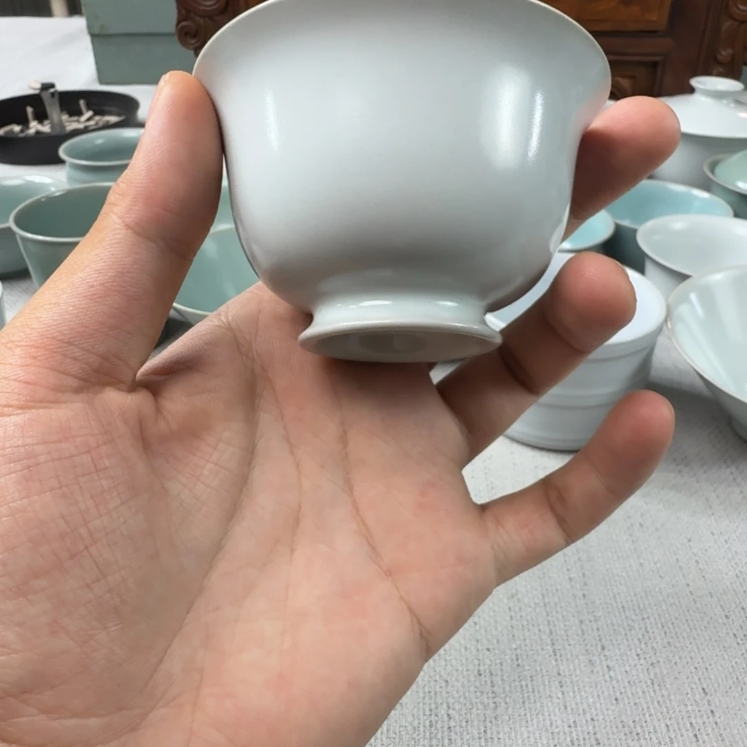 摆件二级仿古月白元宝杯