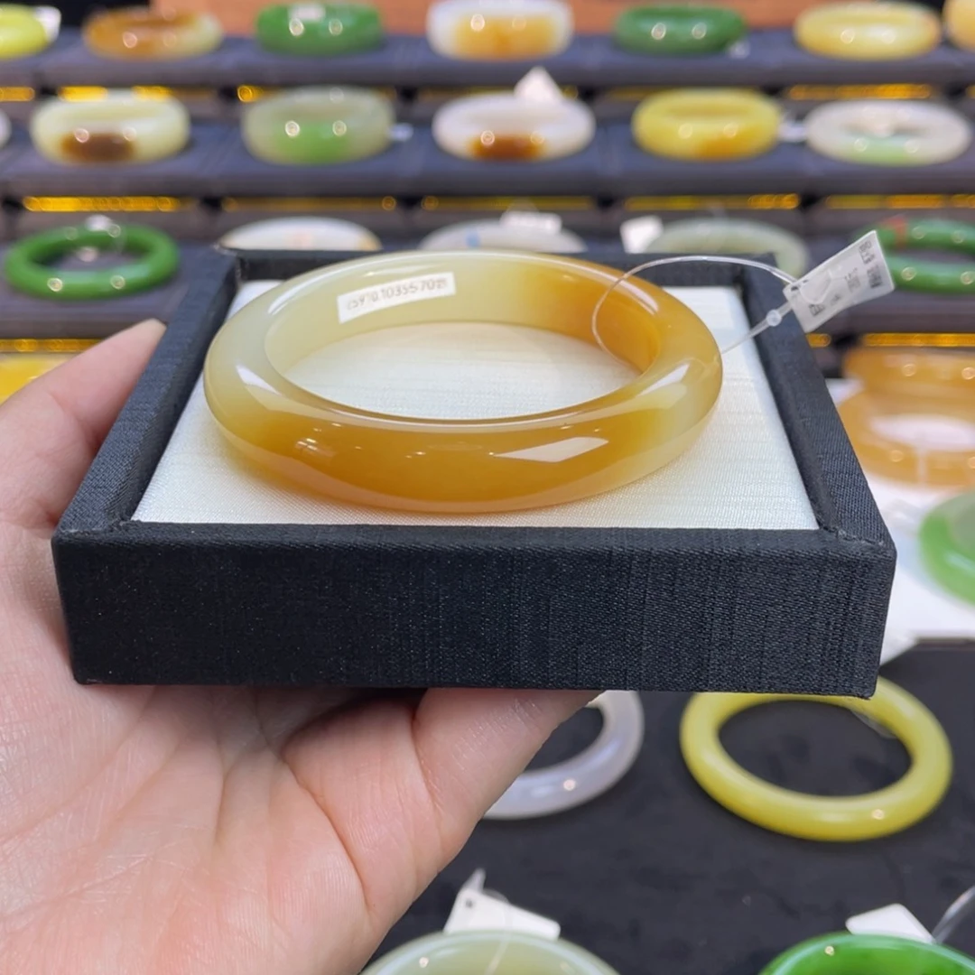 未镶嵌手镯和田玉糖白手镯54