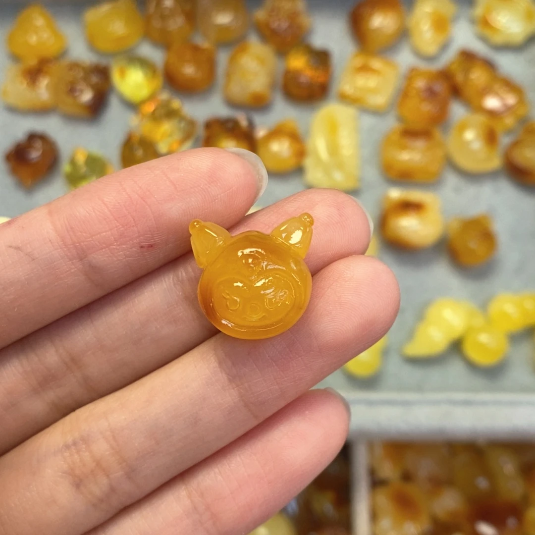 蜜蜡颈饰未镶嵌库洛米