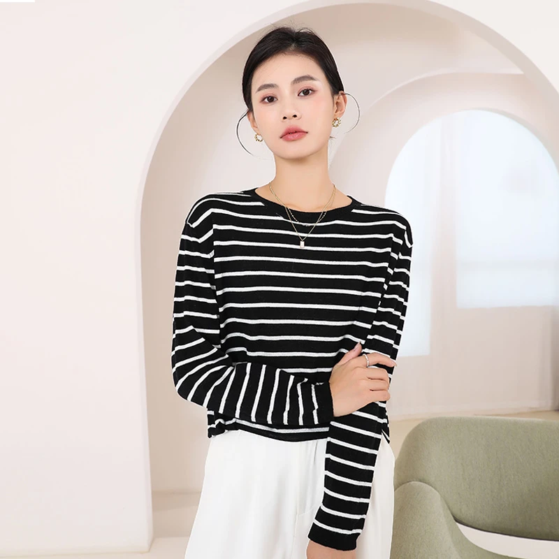 春秋新款圆领条纹定律宽松简约打底衫针织衫百搭FYZ