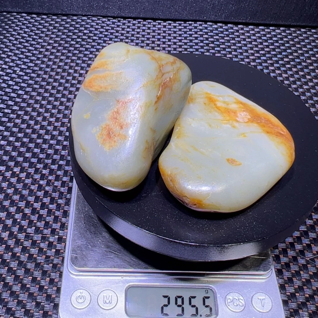 吊坠(不含链)未镶嵌和田玉（子料）295