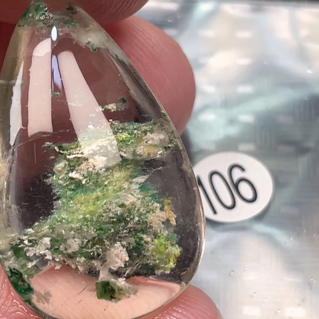 【闪购商品】颈饰未镶嵌水晶碧**晓