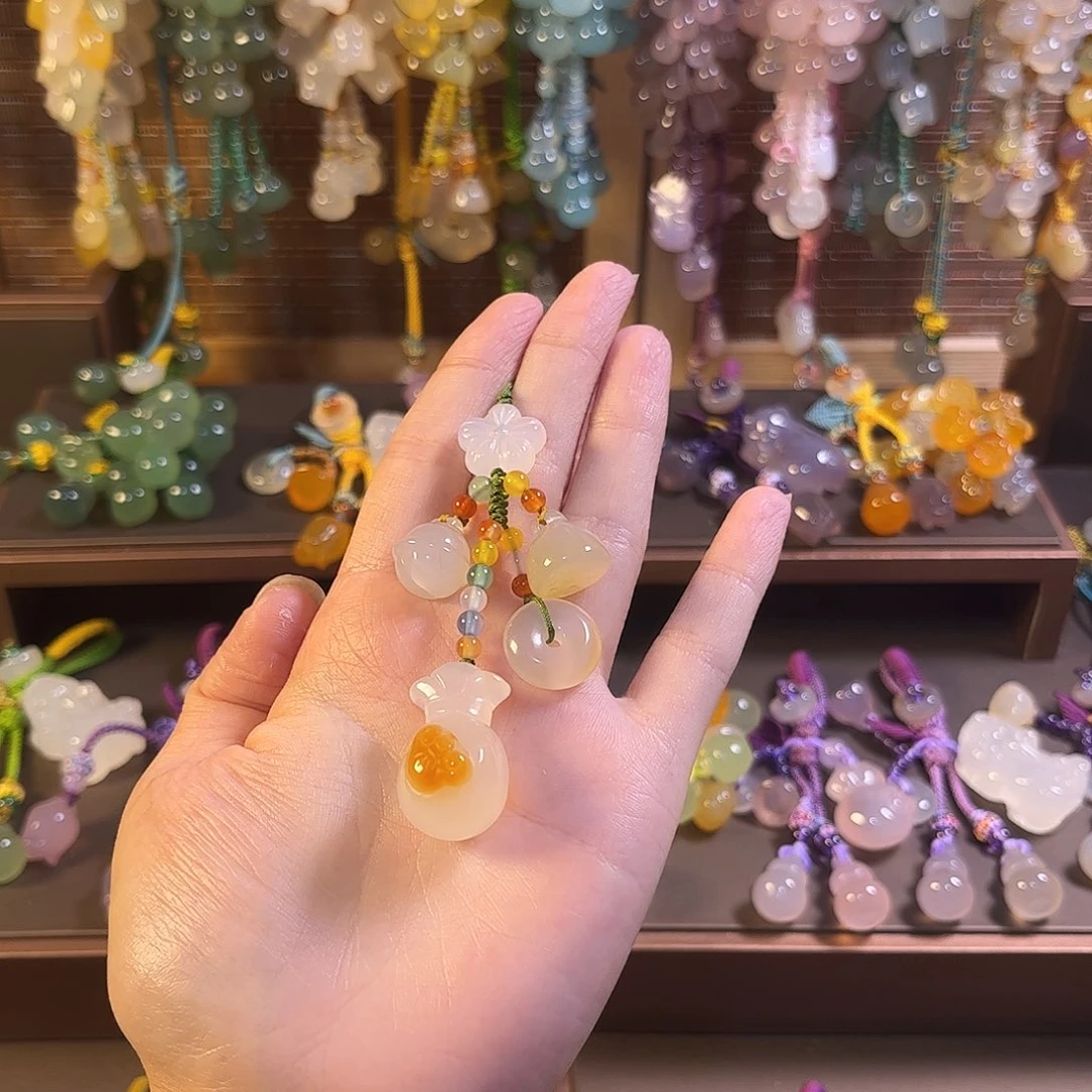 慢***慢玛瑙/玉髓未镶嵌车挂手机链