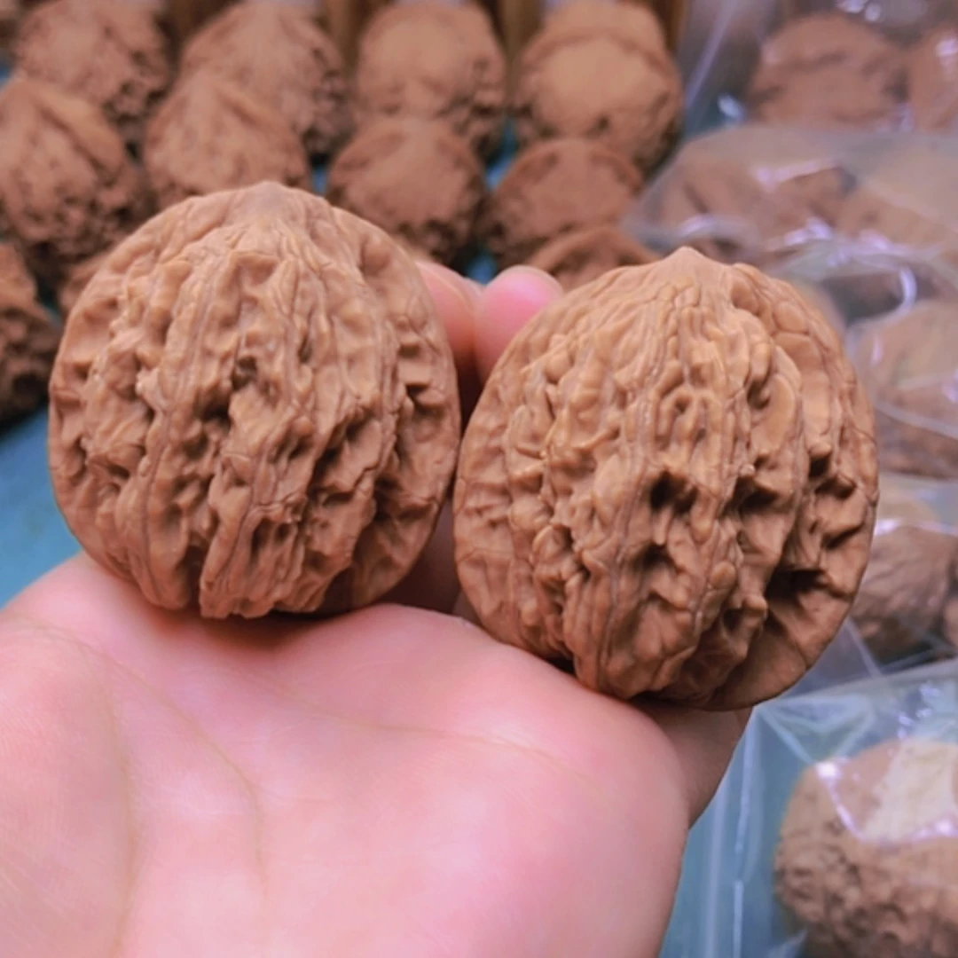 【闪购商品】把件核桃39麦虎磕尖