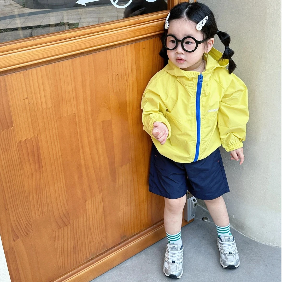 甜小七2025早秋新款女童休闲纯色百搭连帽拉链上衣宽松短裤套装