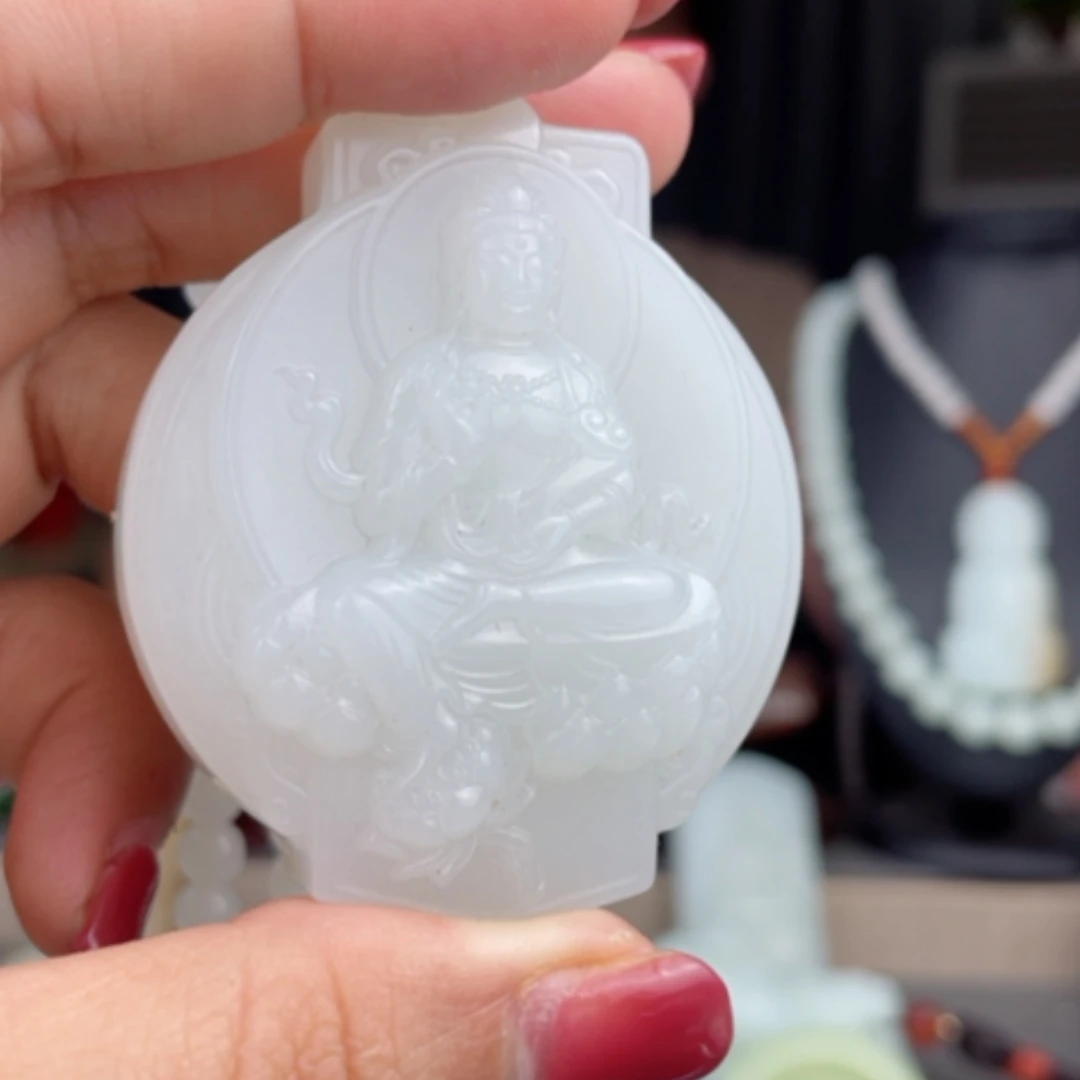 【闪购商品】颈饰未镶嵌和田玉