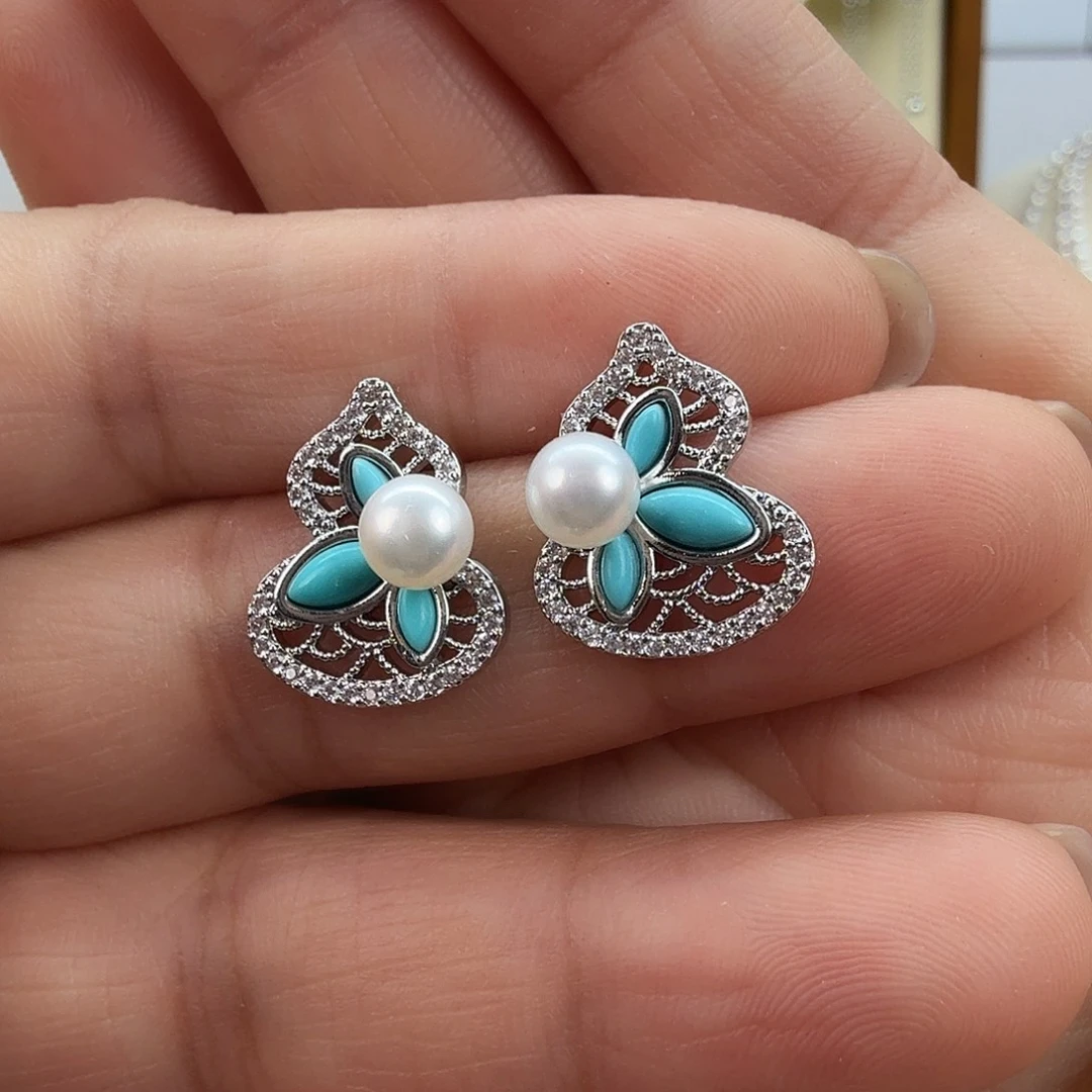 淡水珍珠耳饰未镶嵌