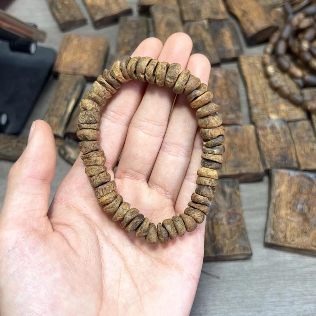 沉香木手串上***儿树丁11.9克