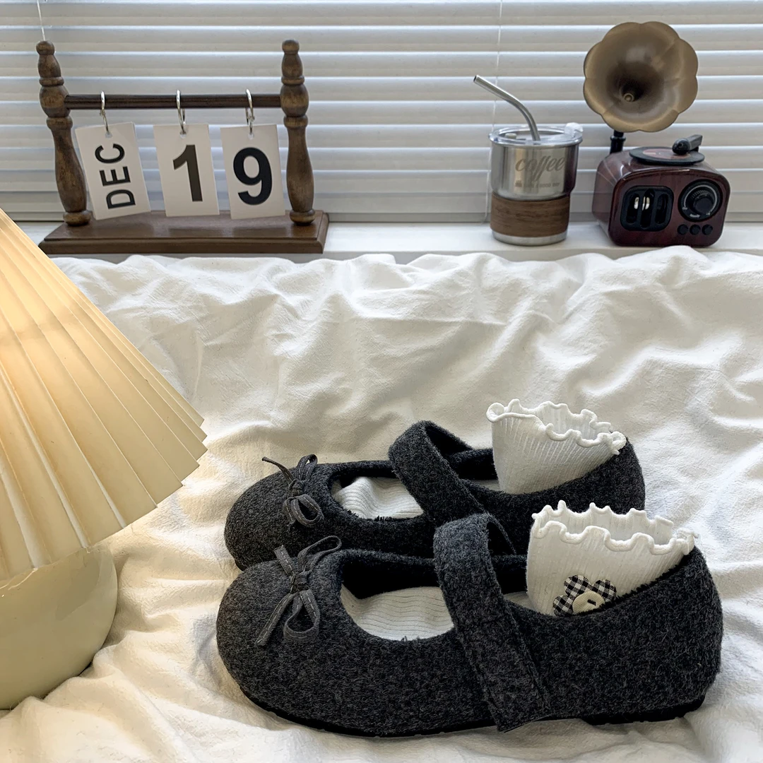 灰色平底毛毛鞋女冬外穿高级感2025秋季新款法式配裙子玛丽珍单鞋