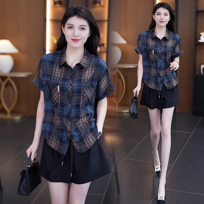 时尚洋气冰丝格子衬衫女宽松遮肚子显瘦短袖衬衣百搭格纹上衣潮