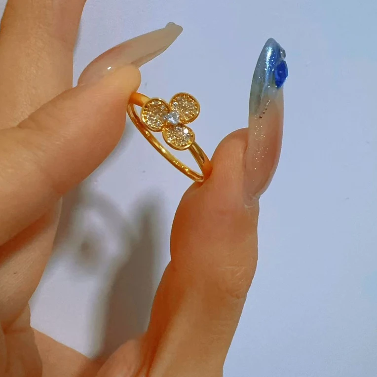 足银戒指 镶嵌古法小花戒指