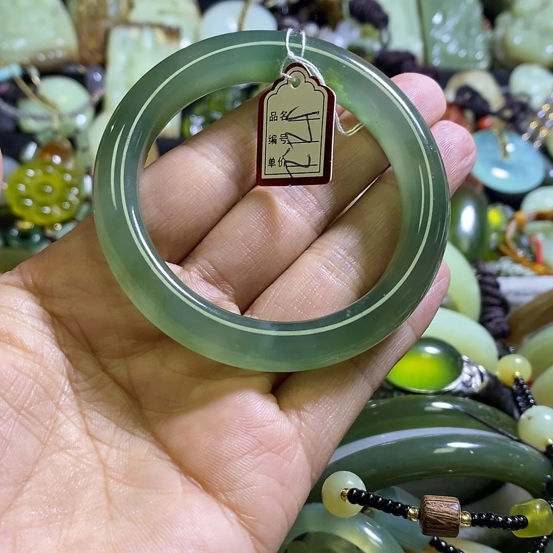 岫玉未镶嵌手镯52口径