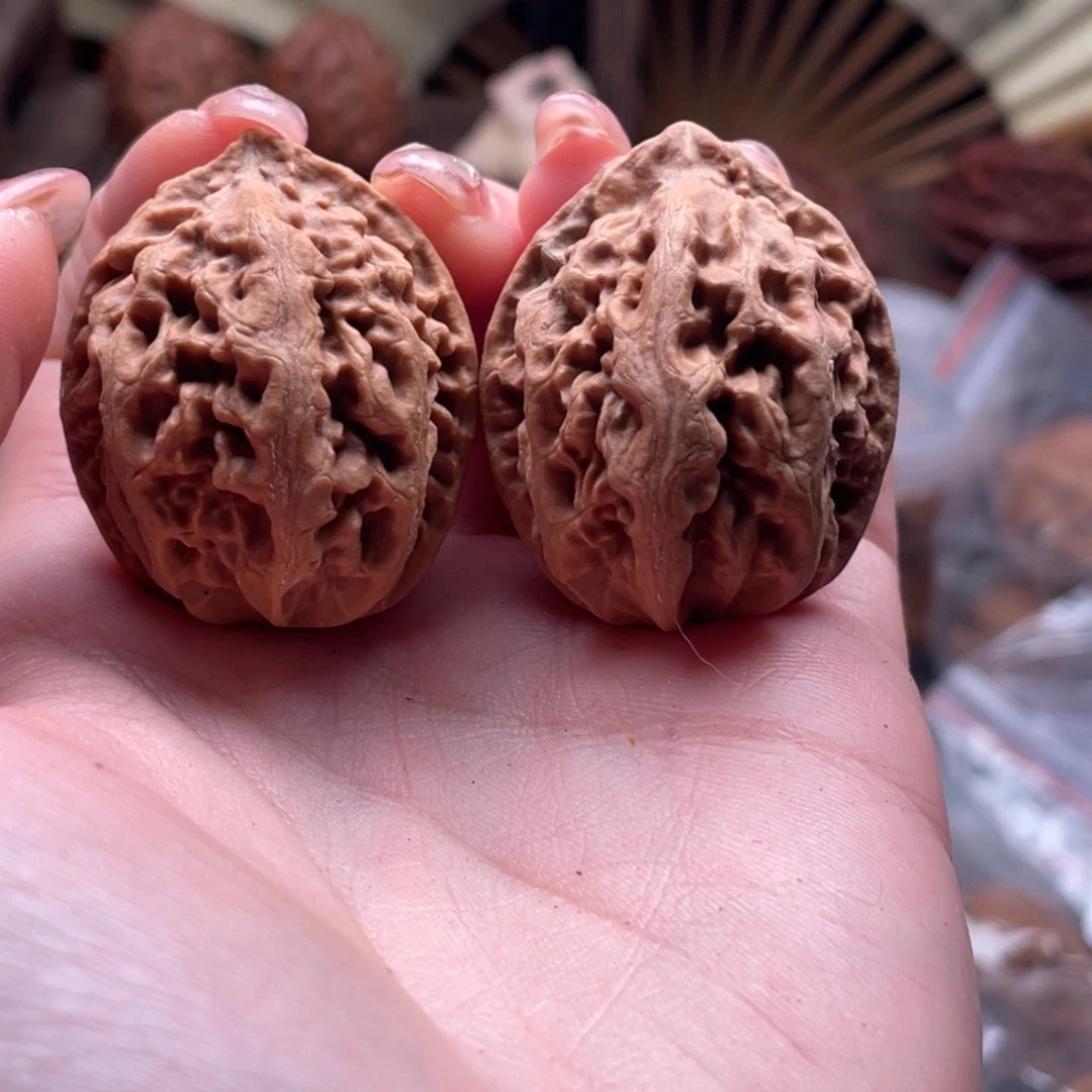 文玩核桃把件楸刀鱼50