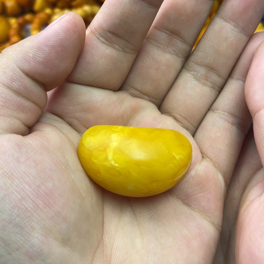 琥珀未镶嵌吊坠(不含链)