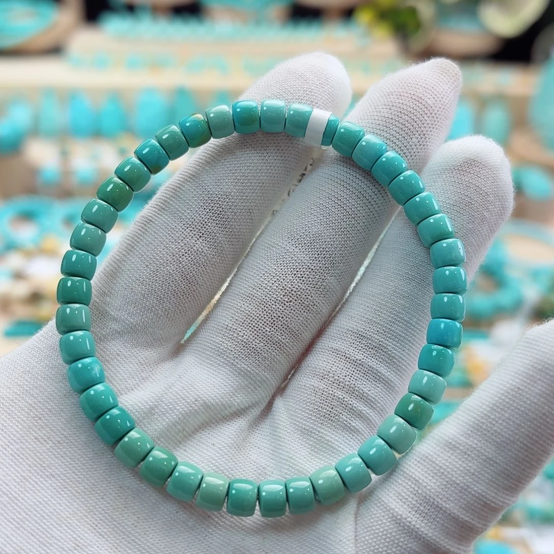 绿松石未镶嵌珠宝奇石5.4