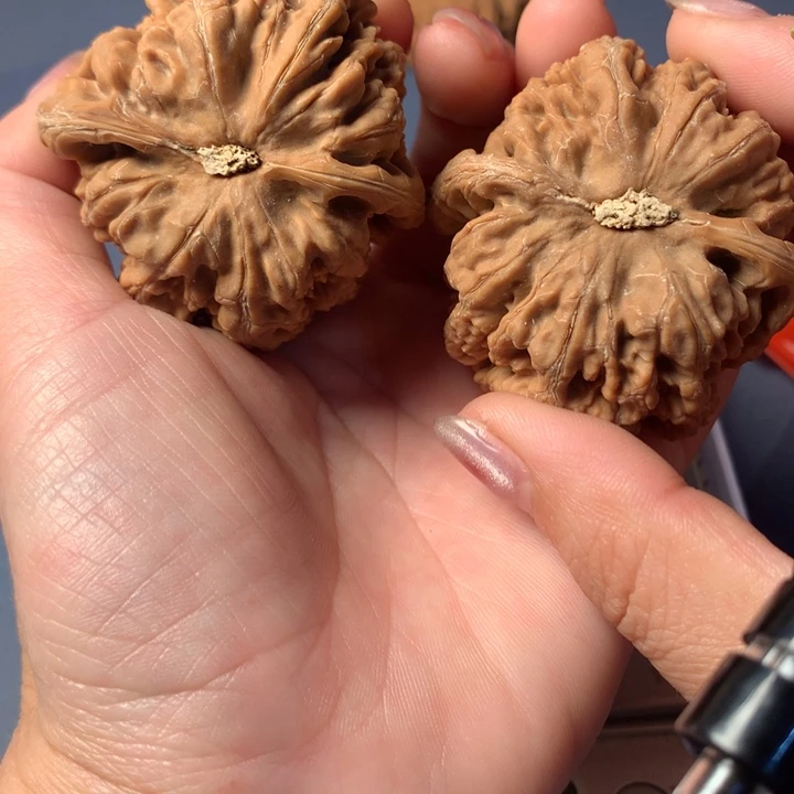 *****吊坠文玩核桃粗筋