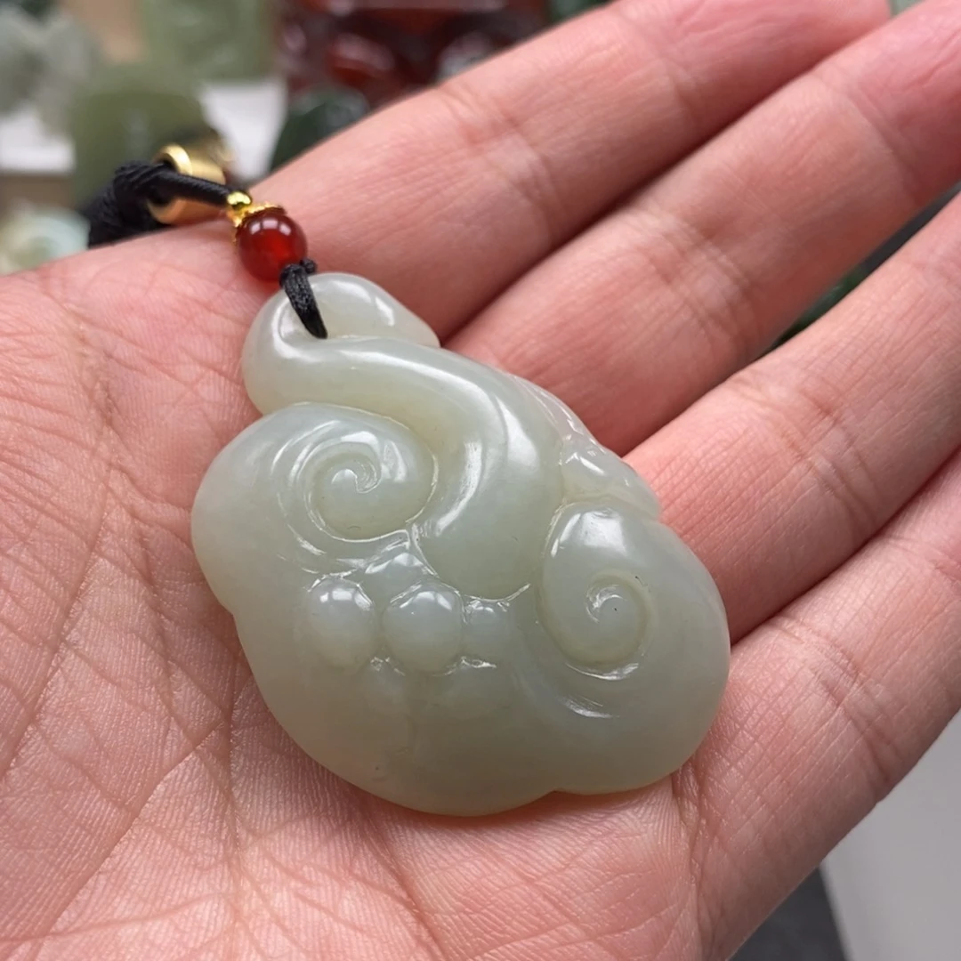 和田玉颈饰未镶嵌谊*嘉