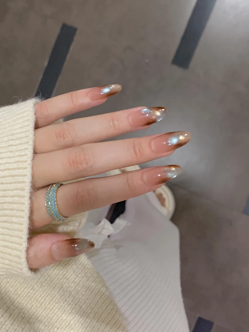 【焦糖琥珀】热销款琥珀色爆闪晕染穿戴甲纯欲气质显白猫眼高级美甲