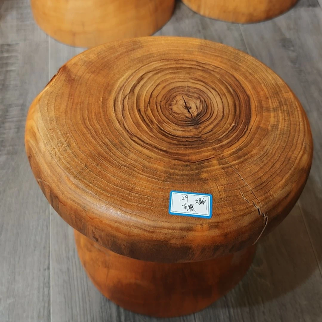 香樟木蘑菇凳微瑕有裂