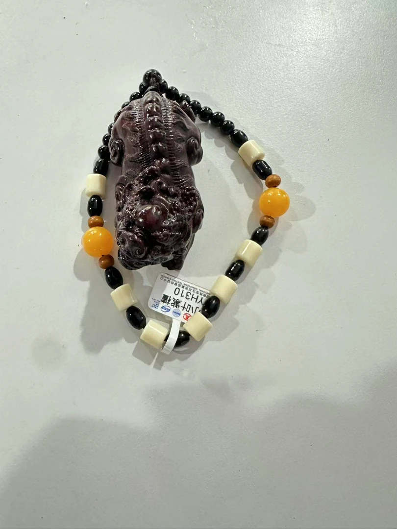 小叶紫檀貔貅手把件-LQ1177