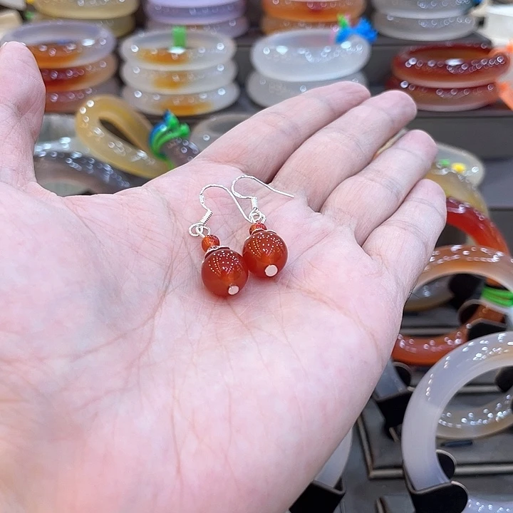 玛瑙/玉髓耳饰未镶嵌