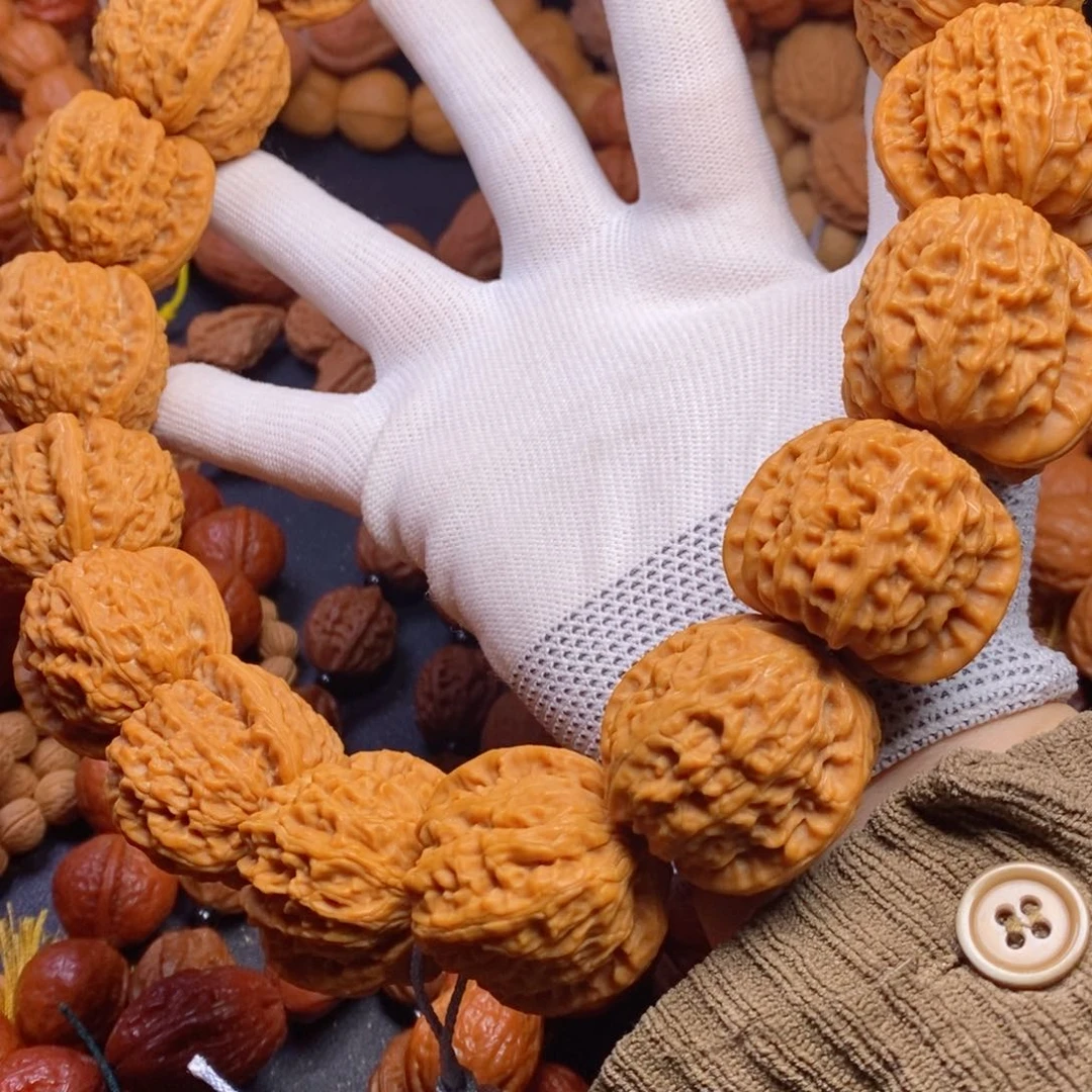 【闪购商品】吊坠文玩核桃白狮子35