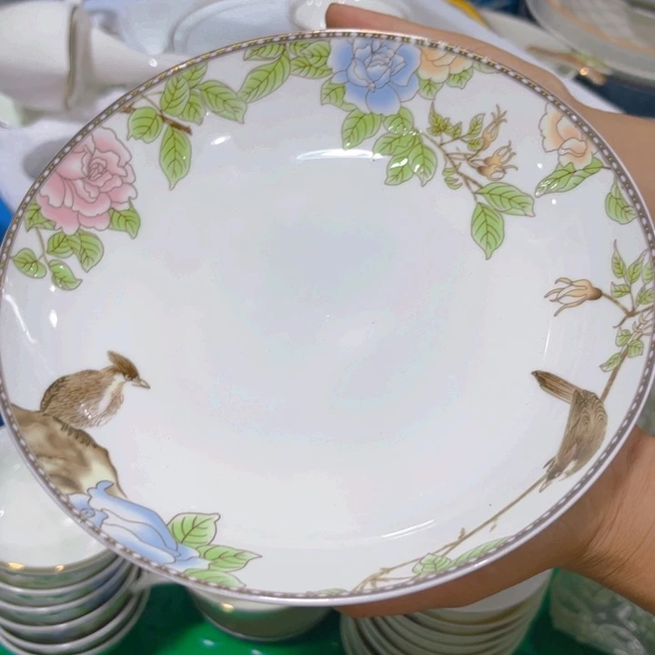 瓷片琴瑟八寸深盘四个瑕疵