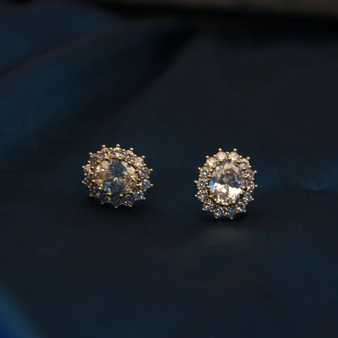 铜合金合成锆石耳饰 549  百搭时尚轻奢锆锆设计师款耳饰