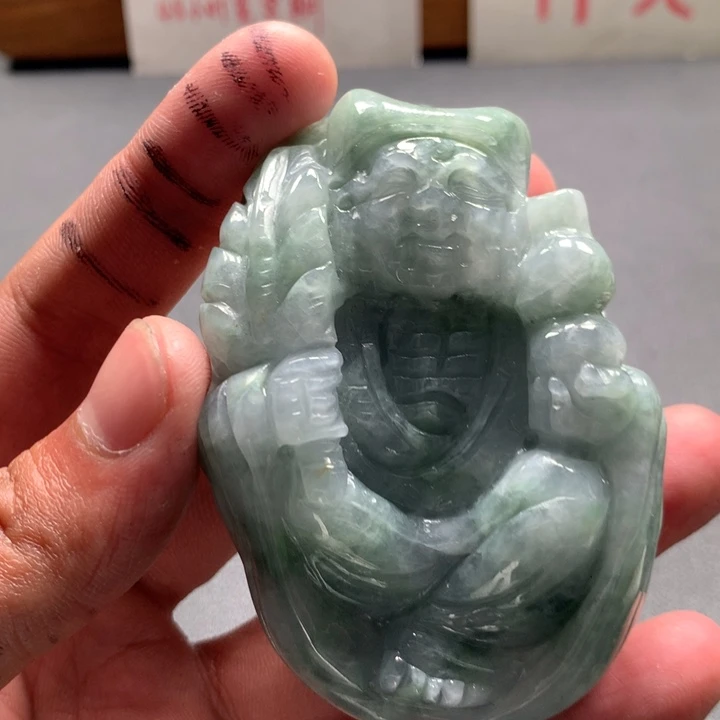 翡翠未镶嵌颈饰保真天然a货翡翠