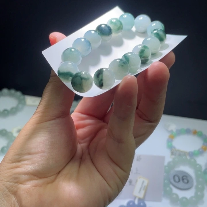 未镶嵌定制翡翠翡翠卡12+