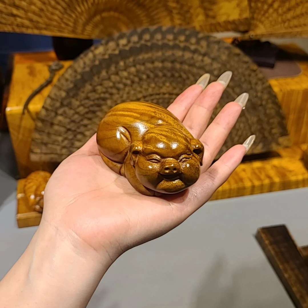 金丝楠小叶桢楠金丝楠木金猪小摆件