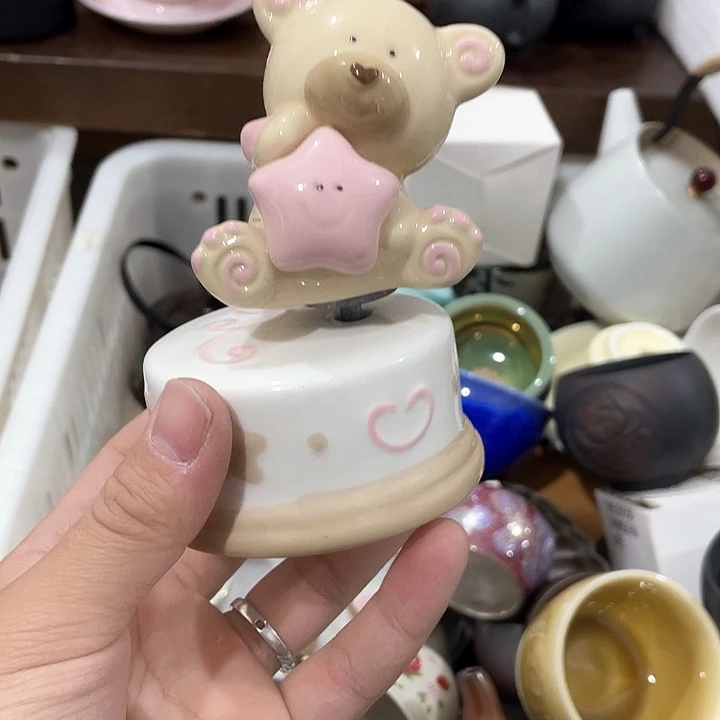 陶瓷茶具全部清清完回家过年